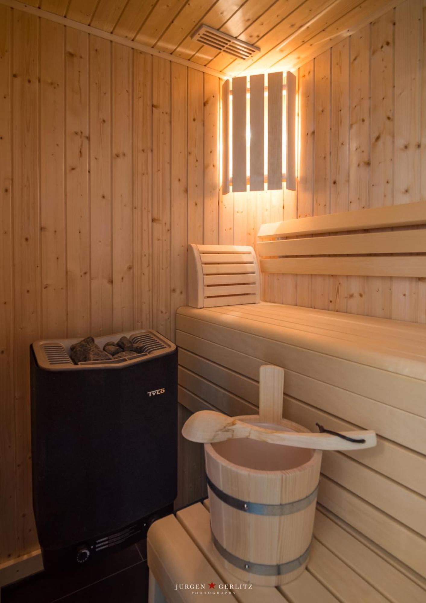 Ostsee - Reetdachhaus Nr 7 "Haddock" Im Strand Resort ไฮลิเกนฮาเฟิน ภายนอก รูปภาพ